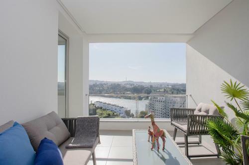 Liiiving In Porto - Luxury River View Apartments