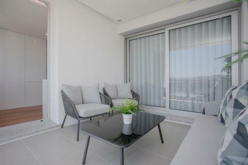 Liiiving In Porto - Luxury River View Apartments