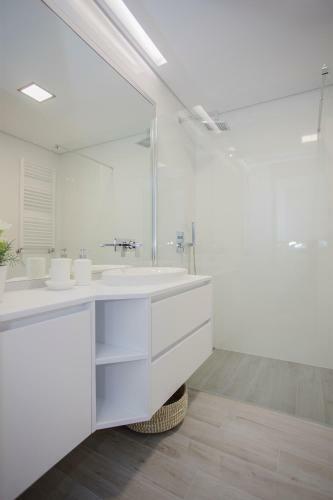 Liiiving In Porto - Luxury River View Apartments
