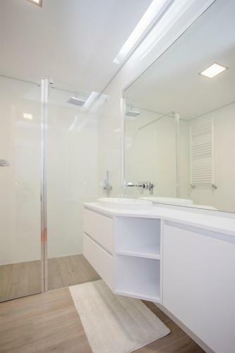 Liiiving In Porto - Luxury River View Apartments