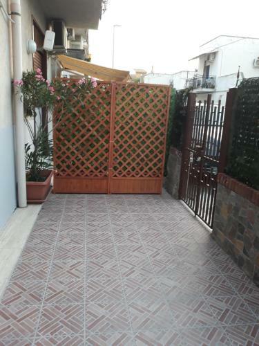 Holiday House Marlin