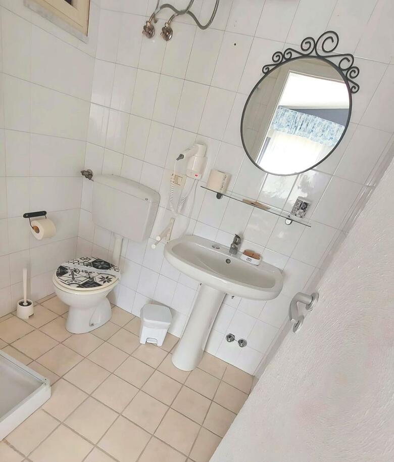 Apartamento Villa Nadira Pool & Tennis Courts