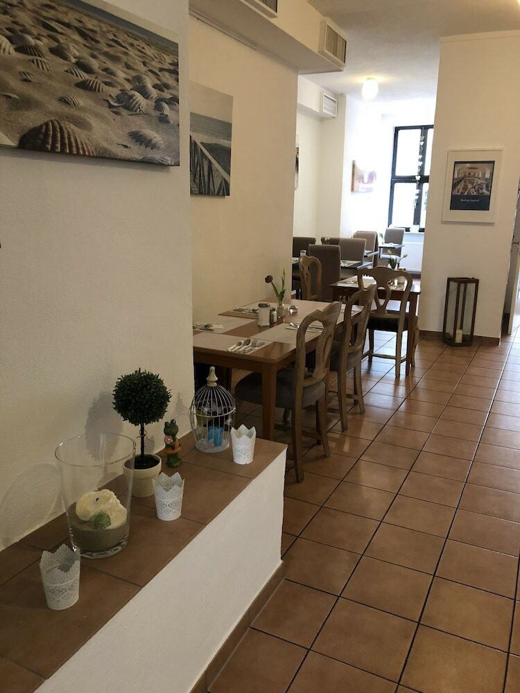 Hotel Sandstern