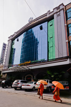 Hotel Luxury World