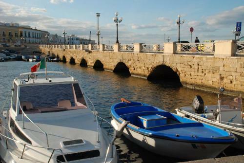 Apartamento Bilocale Del Vico 100 Mt Dal Mare