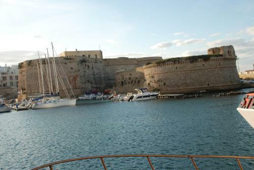 Apartamento Bilocale Del Vico 100 Mt Dal Mare