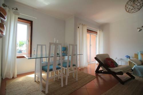 Apartamento The Sea Spot - Beach Vacations With Transfer!