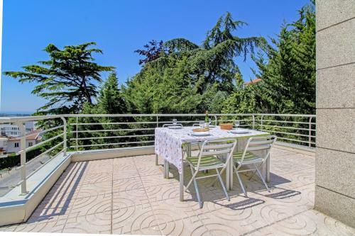 Villa Luzya - Casa Com Vista Sobre A Cidade
