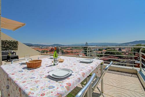 Villa Luzya - Casa Com Vista Sobre A Cidade