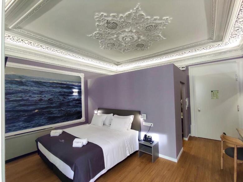 Flag Design Hotel