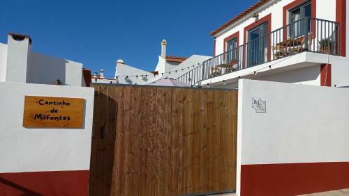 Hostal Cantinho De Milfontes