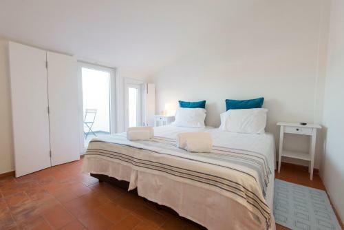 Hostal Blue Guide