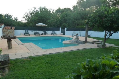 Casa De F�rias C/piscina - Viseu