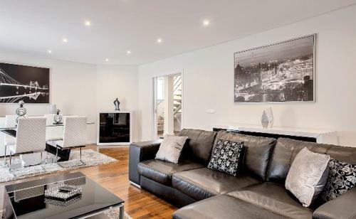 Azeit�o Damas Villa