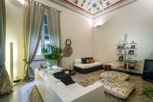 Hostal F&m Home Downtown