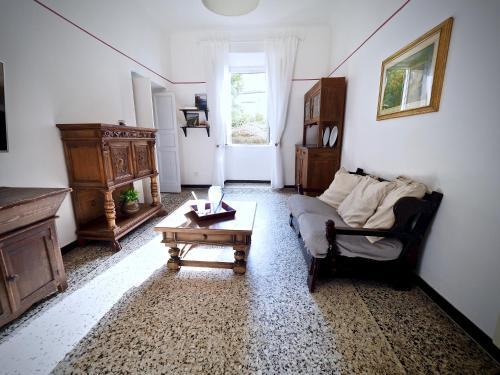 Apartamento Dimora Di Famagosta Centro - Genovabnb It