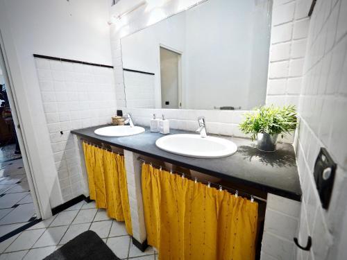Apartamento Dimora Di Famagosta Centro - Genovabnb It