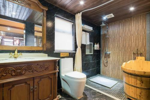 Hotel Lijiang He Mu Ju Family Inn