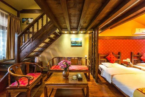 Hotel Lijiang He Mu Ju Family Inn