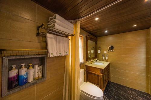 Hotel Lijiang He Mu Ju Family Inn