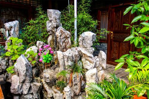Hotel Lijiang He Mu Ju Family Inn
