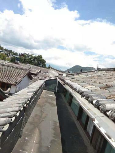 Hotel Lijiang He Mu Ju Family Inn