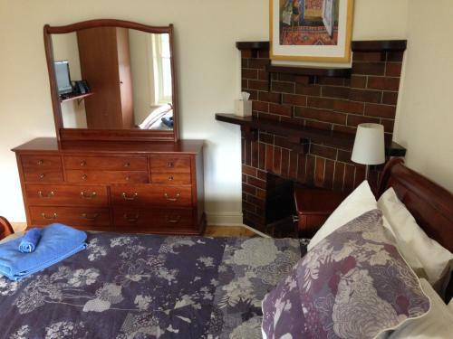 Bed & Breakfast Macdonnell House Naracoorte