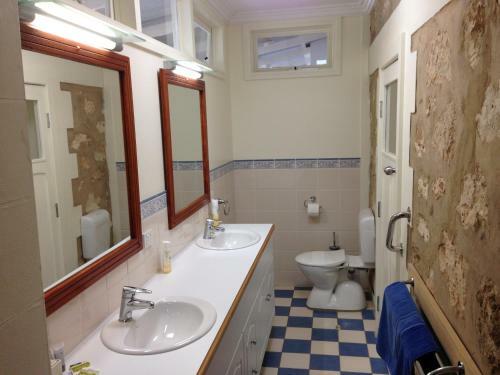Bed & Breakfast Macdonnell House Naracoorte