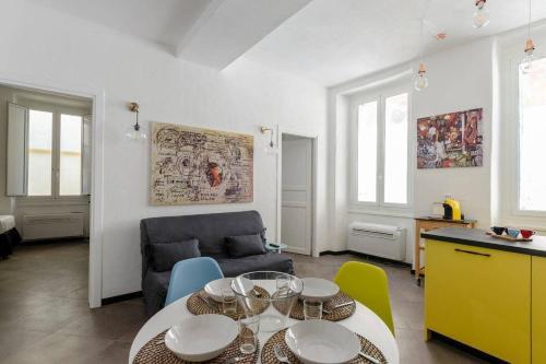 Castelli's Apartment For Your Holidays 15