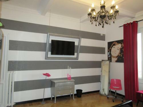 Hostal Doria House 23