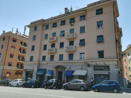 Hostal Accanto Al Gaslini
