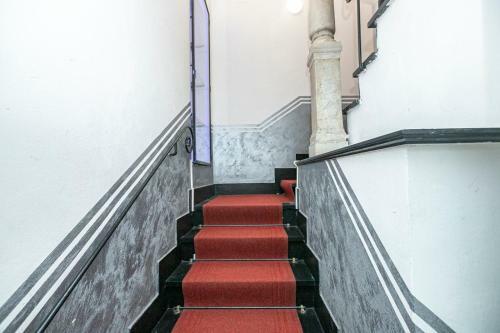 Hostal Torre Degli Orefici Dimora Medioevale