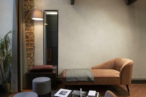 Instaura Apartments