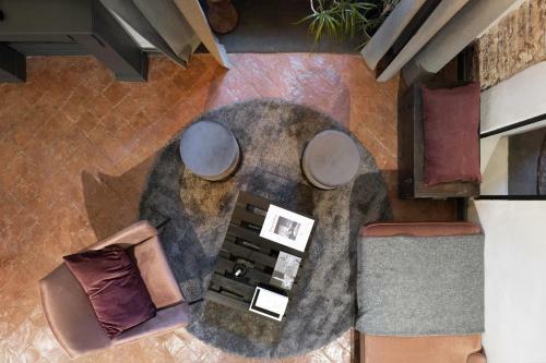 Instaura Apartments