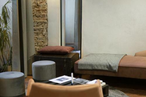Instaura Apartments