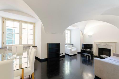 Altido Splendid 1-br Apartment In Central Genoa