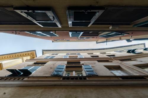 Altido Splendid 1-br Apartment In Central Genoa