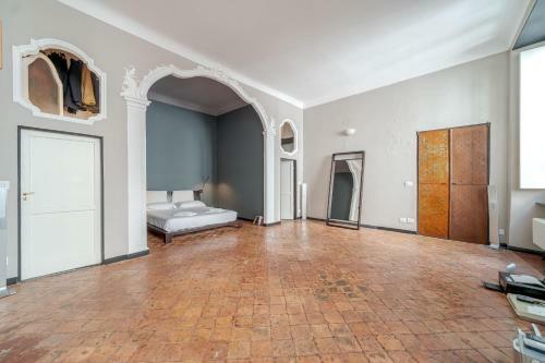 City Center Roomy Apartment