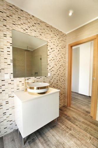 Cozy Luxury Pool Villa Bali With A Big Privat Garden