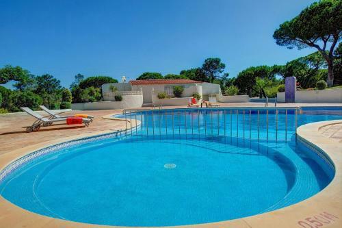 Villa Beirais By Villa Plus