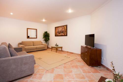 Vista Villa Joia