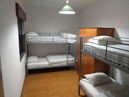 Albergue Come Inn Sesimbra