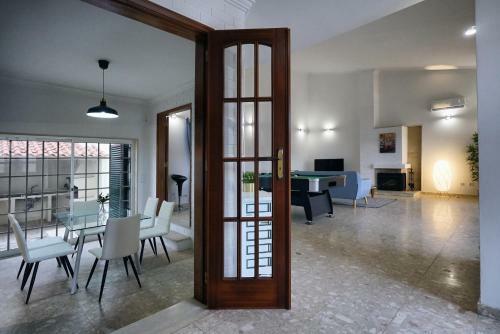 Aroeira Palm Beach Villa