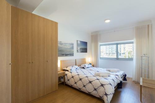 Apartamento Lovely Flat With Charming Terrace By Host Wise