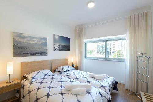 Apartamento Lovely Flat With Charming Terrace By Host Wise