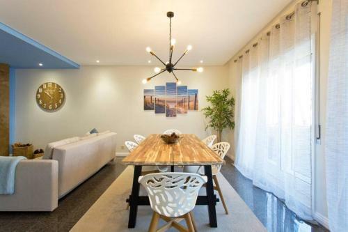 Beach & Sunset - Luxury Apartment