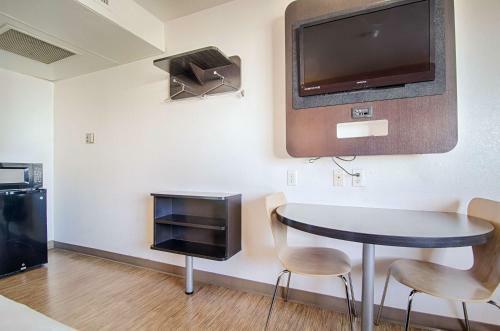 Motel 6 Joplin