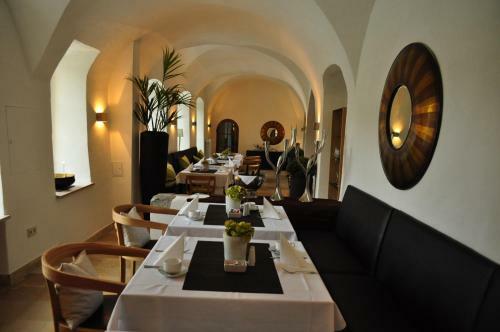 Hotel Schlo� Ort