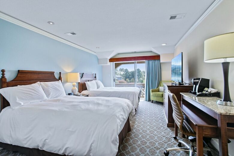 Hotel Kingsmill Resort