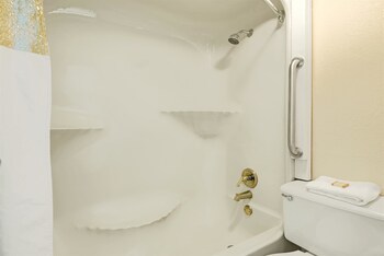 Hotel Howard Johnson Inn Denton